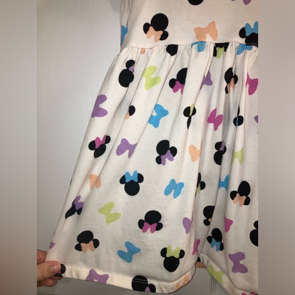 Minnie Mouse Silhouette & Bows Short Sleeve Dress, Disney 5T, EUC - Picture 5 of 7